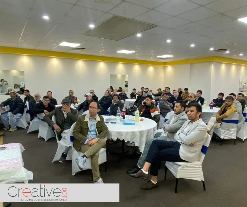 Ifthi Idris presenting a sales and marketing workshop to business professionals